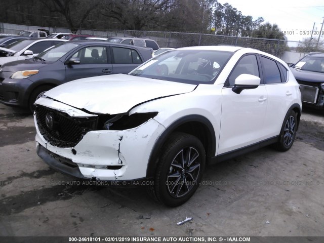 JM3KFACM6J1326934 - 2018 MAZDA CX-5 TOURING WHITE photo 2