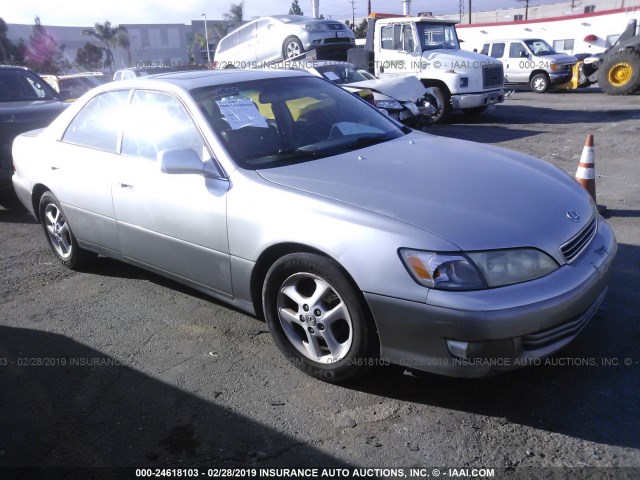 JT8BF28G410302640 - 2001 LEXUS ES 300 SILVER photo 1