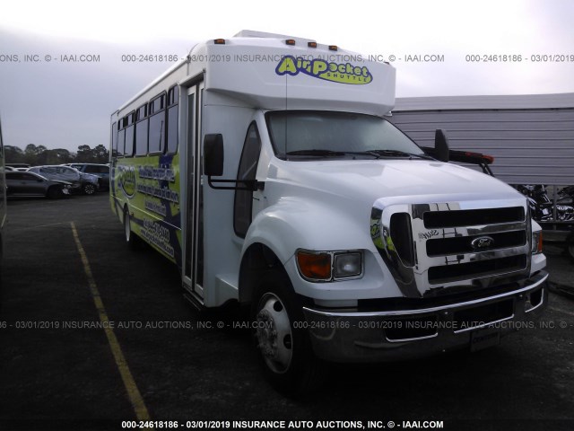 3FRNF6FC4AV275925 - 2010 FORD F650 WHITE photo 1