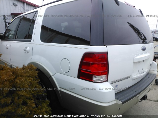 1FMFU18585LA96031 - 2005 FORD EXPEDITION EDDIE BAUER WHITE photo 3