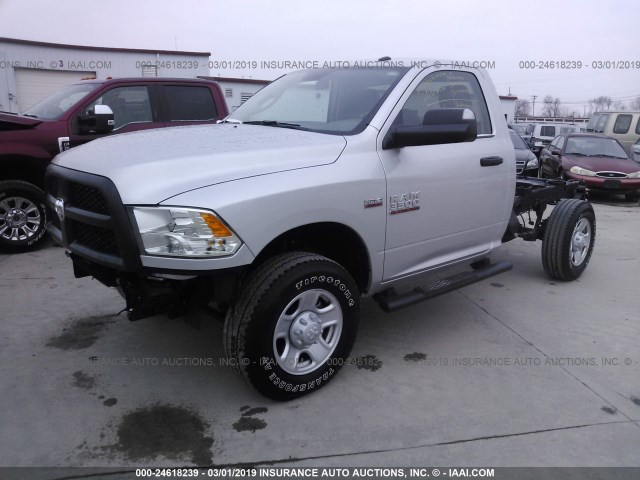 3C63R3AJ3JG200306 - 2018 RAM 3500 ST SILVER photo 2