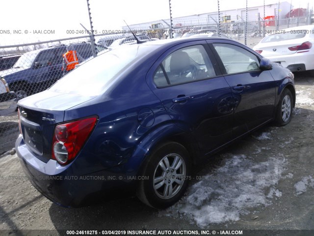 1G1JA5SH4C4231863 - 2012 CHEVROLET SONIC LS 蓝色 照片 4