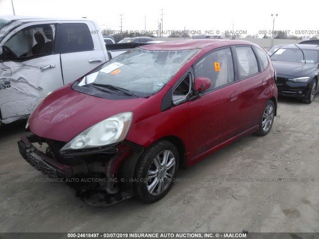 JHMGE8H40AC028305 - 2010 HONDA FIT SPORT RED photo 2