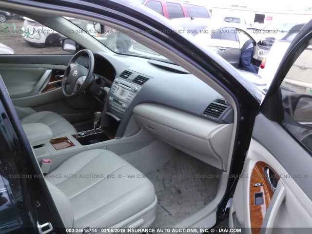 4T1BE46K09U408963 - 2009 TOYOTA CAMRY SE/LE/XLE 黑色 照片 5