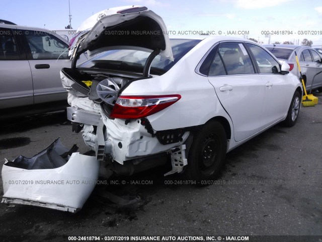 4T4BF1FK7GR538608 - 2016 TOYOTA CAMRY LE/XLE/SE/XSE თეთრი ფოტო 4