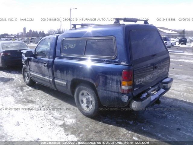 1GCEC14WX2Z193421 - 2002 CHEVROLET SILVERADO C1500 BLUE photo 3