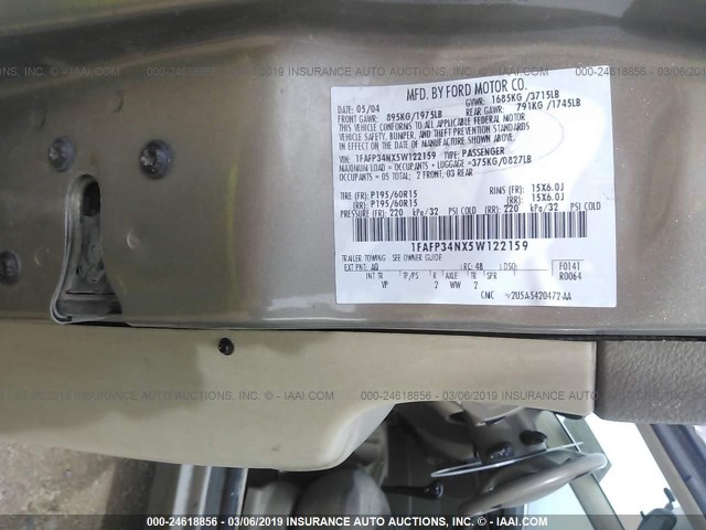 1FAFP34NX5W122159 - 2005 FORD FOCUS ZX4 TAN photo 9