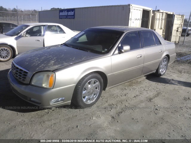 1G6KF5793YU232477 - 2000 CADILLAC DEVILLE DTS GOLD photo 2