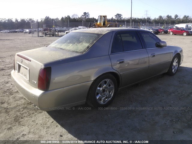 1G6KF5793YU232477 - 2000 CADILLAC DEVILLE DTS GOLD photo 4