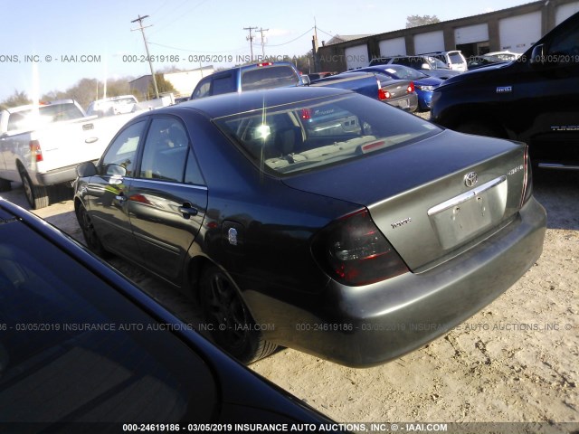 4T1BE30K82U571448 - 2002 TOYOTA CAMRY LE/XLE/SE GREEN photo 3