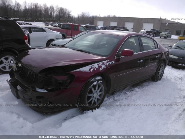 1G4HD57247U186569 - 2007 BUICK LUCERNE CXL RED photo 2