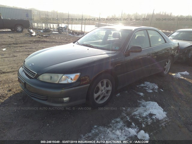 JT8BF28G315109642 - 2001 LEXUS ES 300 BLACK photo 2