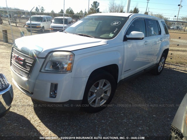 2GKALMEK7C6138907 - 2012 GMC TERRAIN SLE WHITE photo 2