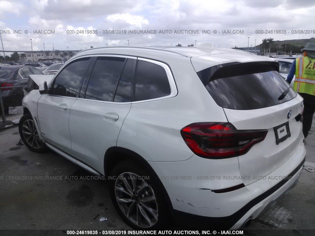 5UXTR9C56JLD60714 - 2018 BMW X3 XDRIVEM40I WHITE photo 3