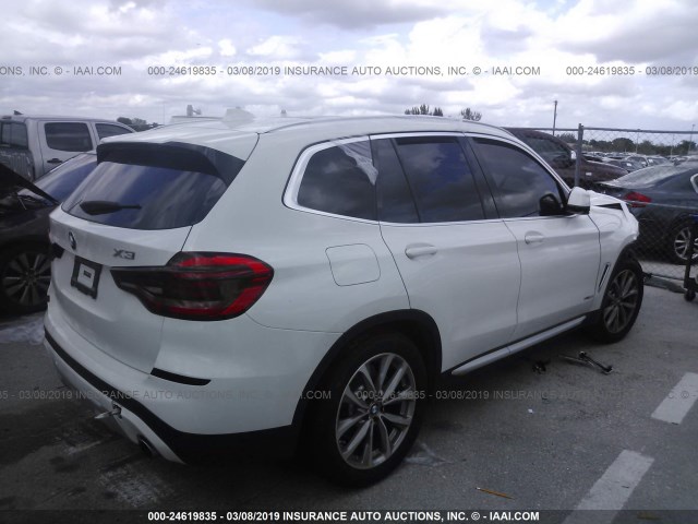 5UXTR9C56JLD60714 - 2018 BMW X3 XDRIVEM40I WHITE photo 4