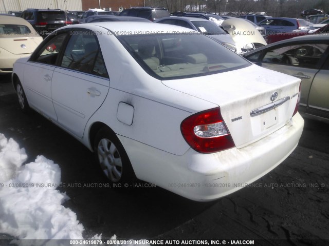 4T1BE32K03U205420 - 2003 TOYOTA CAMRY LE/XLE/SE WHITE photo 3