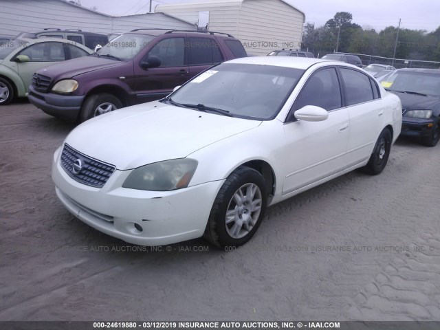 1N4AL11DX5C106020 - 2005 NISSAN ALTIMA S/SL WHITE photo 2