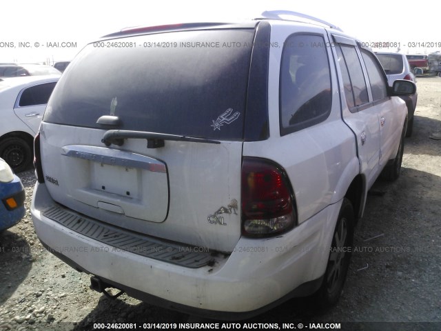 5GADT13S662281425 - 2006 BUICK RAINIER CXL WHITE photo 4