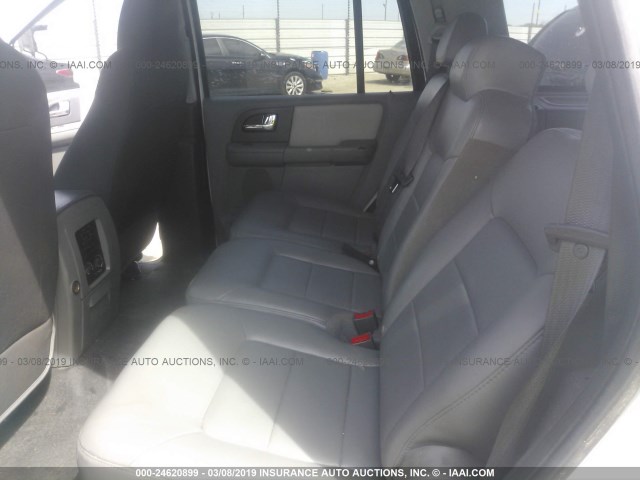 1FMPU16515LA90210 - 2005 FORD EXPEDITION XLT WHITE photo 8