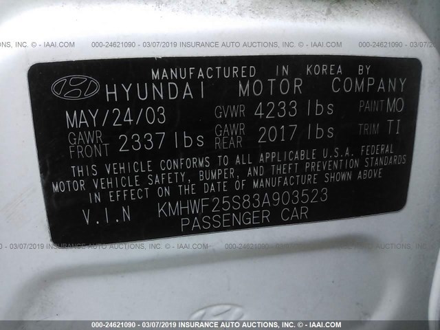 KMHWF25S83A903523 - 2003 HYUNDAI SONATA GL WHITE photo 9