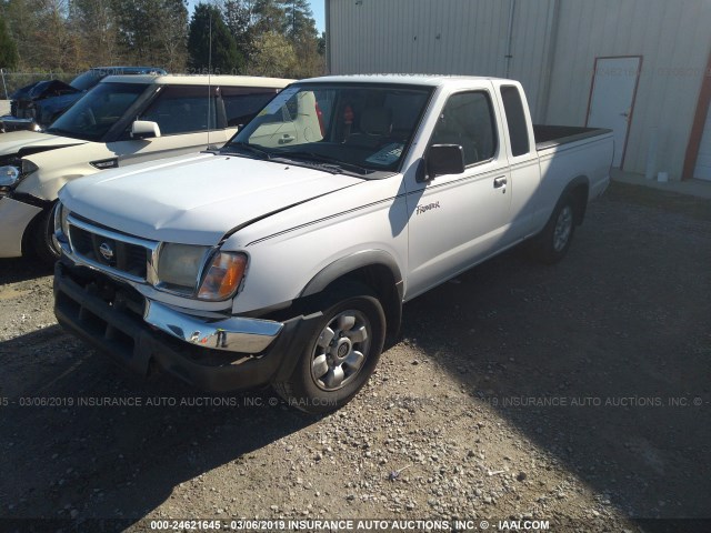 1N6DD26S1YC367250 - 2000 NISSAN FRONTIER KING CAB XE WHITE photo 2