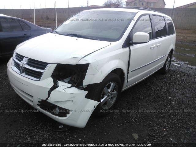 2D4RN5D1XAR218627 - 2010 DODGE GRAND CARAVAN SXT WHITE photo 2