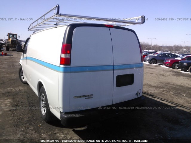 1GCSGAFX7E1138005 - 2014 CHEVROLET EXPRESS G1500  WHITE photo 3