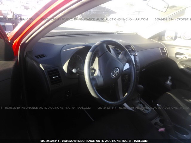 1NXBU40E69Z107832 - 2009 TOYOTA COROLLA S/LE/XLE RED photo 5