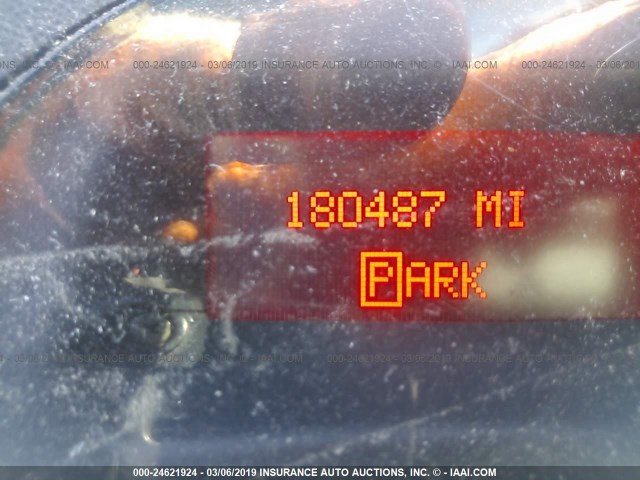 2G2WP552661282076 - 2006 PONTIAC GRAND PRIX SILVER photo 7