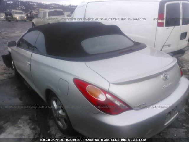 4T1FA38P44U038660 - 2004 TOYOTA CAMRY SOLARA SE/SLE SILVER photo 3
