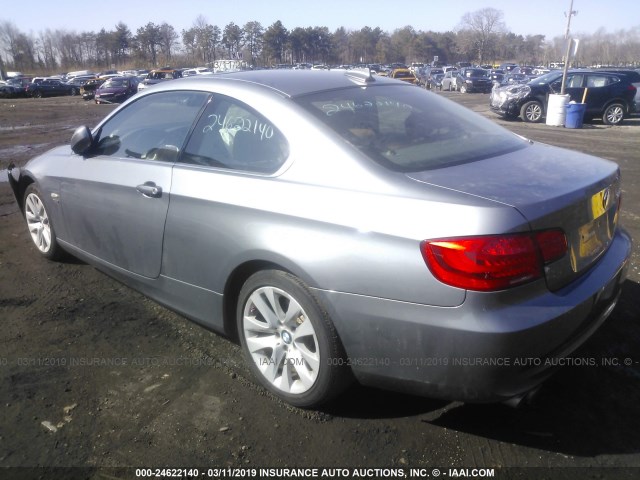 WBAKF5C50DJ297957 - 2013 BMW 328 XI SULEV SILVER photo 3