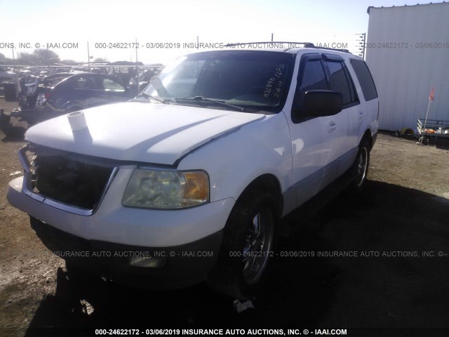 1FMPU15L24LA72846 - 2004 FORD EXPEDITION XLT WHITE photo 2