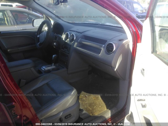 1FMZK02136GA13909 - 2006 FORD FREESTYLE SEL RED photo 5