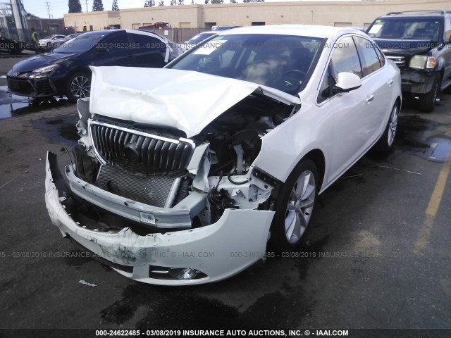 1G4PP5SK3E4207841 - 2014 BUICK VERANO WHITE photo 2