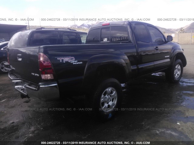 5TEUU42N76Z280904 - 2006 TOYOTA TACOMA ACCESS CAB BLACK photo 4