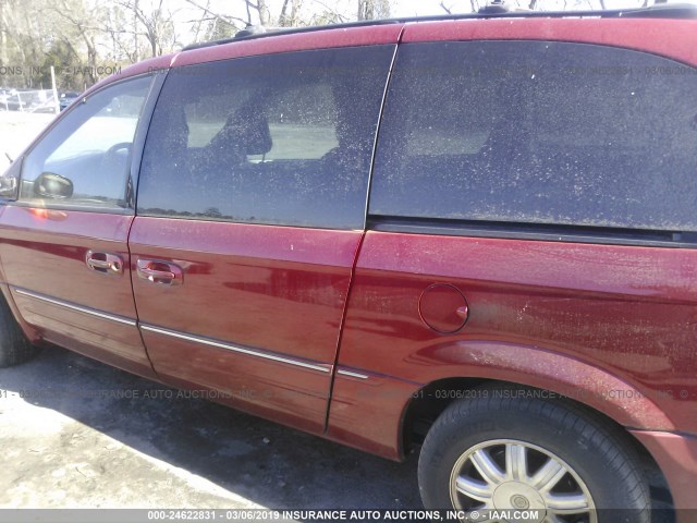 2C4GP54L55R122295 - 2005 CHRYSLER TOWN & COUNTRY TOURING RED photo 6