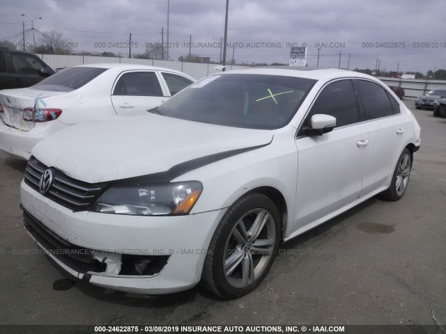 1VWBS7A31EC092842 - 2014 VOLKSWAGEN PASSAT SE WHITE photo 2