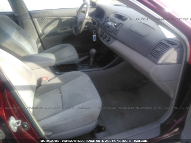 4T1BE32K64U379512 - 2004 TOYOTA CAMRY LE/XLE/SE MAROON photo 5