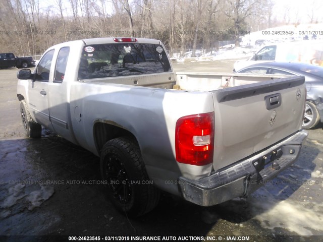 2GCEK29C691129340 - 2009 CHEVROLET SILVERADO K1500 LT SILVER photo 3