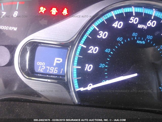 5TDYK3DC0BS168871 - 2011 TOYOTA SIENNA XLE/LIMITED WHITE photo 7