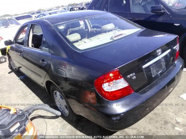 4T1BF32K83U061385 - 2003 TOYOTA CAMRY LE/XLE/SE BLACK photo 3