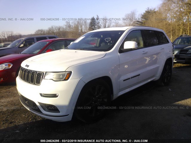 1C4RJFCG1JC333808 - 2018 JEEP GRAND CHEROKEE OVERLAND WHITE photo 2