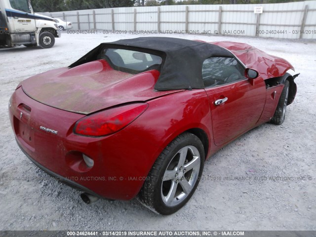 1G2MB35B86Y117881 - 2006 PONTIAC SOLSTICE RED photo 4