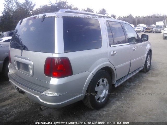 5LMFU28546LJ08907 - 2006 LINCOLN NAVIGATOR Gümüş foto 4