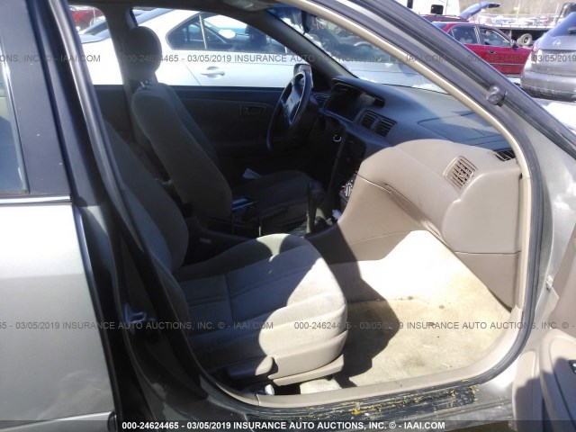 4T1BG22K61U051734 - 2001 TOYOTA CAMRY CE/LE/XLE 灰色 照片 5