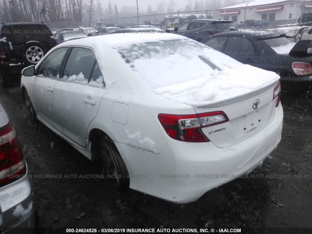 4T1BF1FK6EU770849 - 2014 TOYOTA CAMRY L/SE/LE/XLE Ağ foto 3