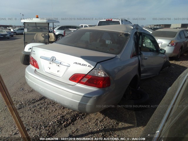 4T1BF28BX4U373923 - 2004 TOYOTA AVALON XL/XLS SILVER photo 4