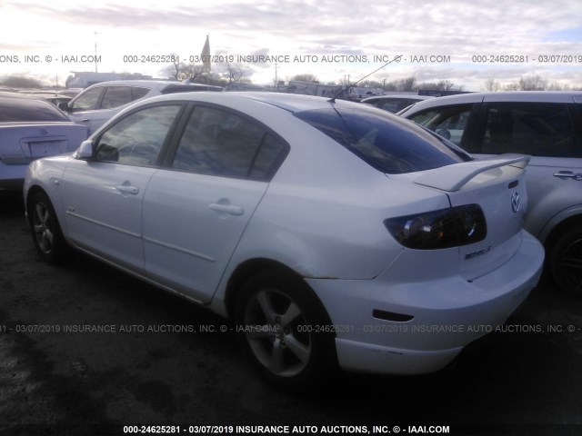 JM1BK123461443433 - 2006 MAZDA 3 S WHITE photo 3