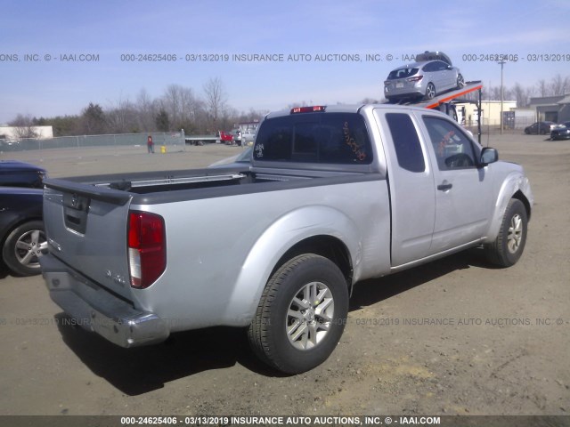 1N6AD0CW9FN765662 - 2015 NISSAN FRONTIER SV/PRO-4X SILVER photo 4