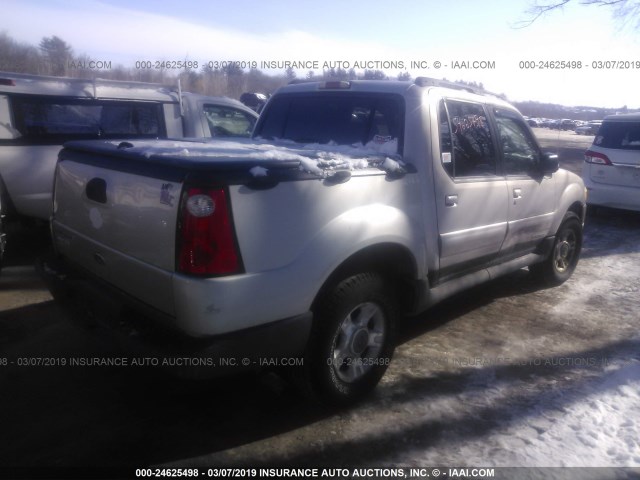 1FMZU77E02UC67989 - 2002 FORD EXPLORER SPORT TR  SILVER photo 4